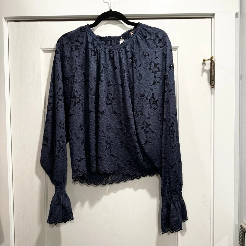 Free People Olivia Floral‎ Lace Top Navy Blue Medium Boho Sheer Peasant Cottage